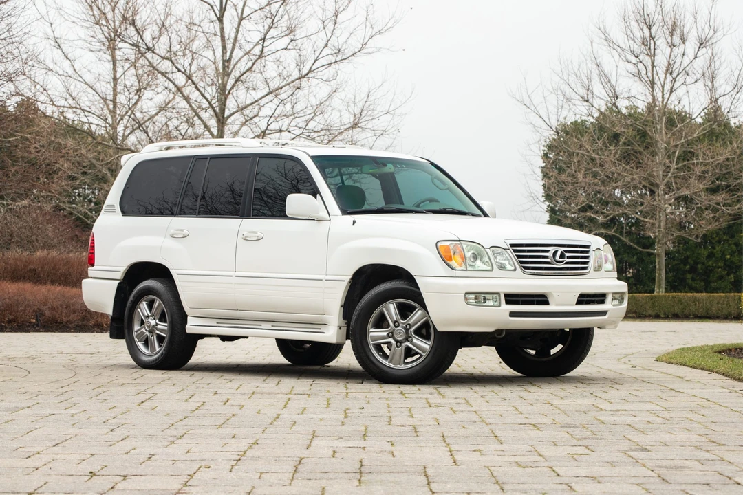 2006 Lexus LX 2nd Gen - Image 20 of 31
