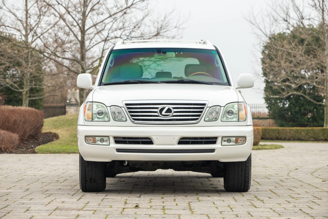 2006 Lexus LX 2nd Gen - Image 22 of 31