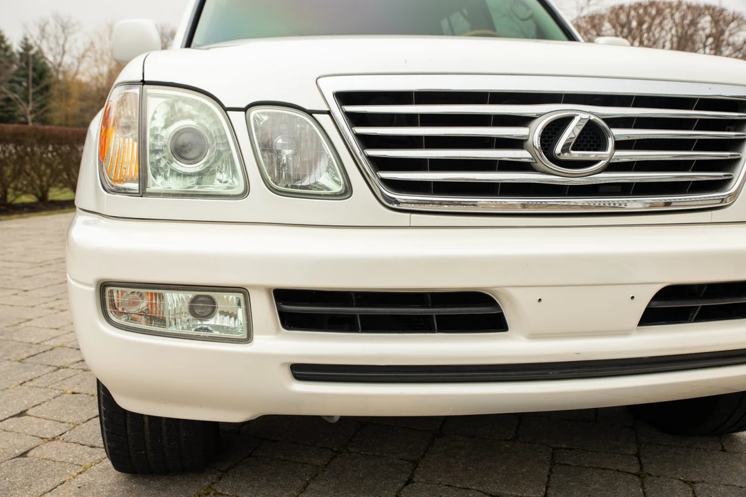 2006 Lexus LX 2nd Gen - Image 27 of 31