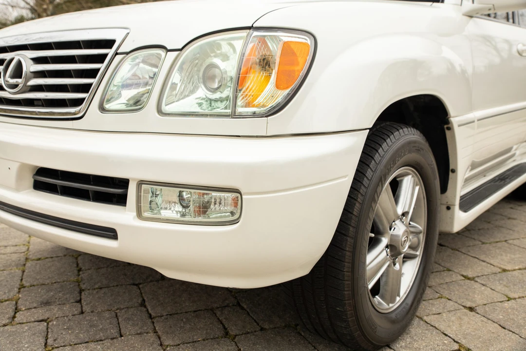 2006 Lexus LX 2nd Gen - Image 30 of 31