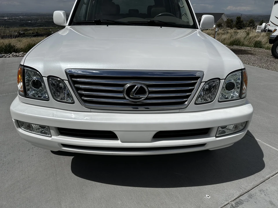 2006 Lexus LX 2nd Gen - Image 17 of 31
