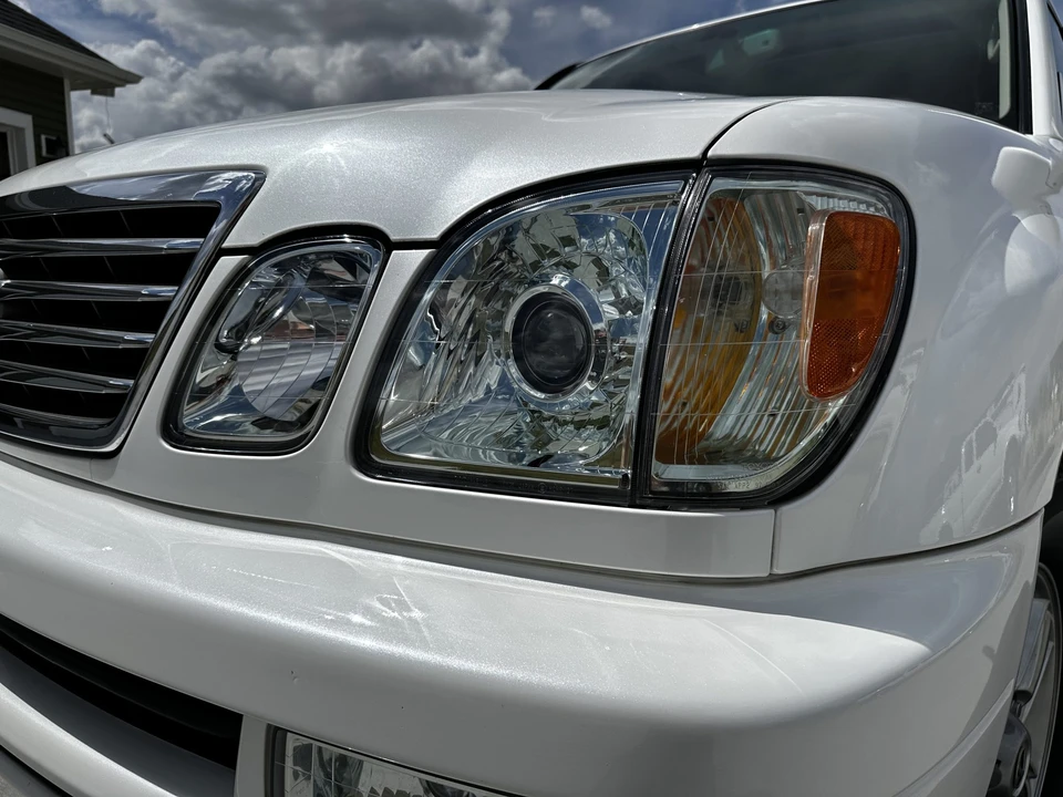 2006 Lexus LX 2nd Gen - Image 20 of 31