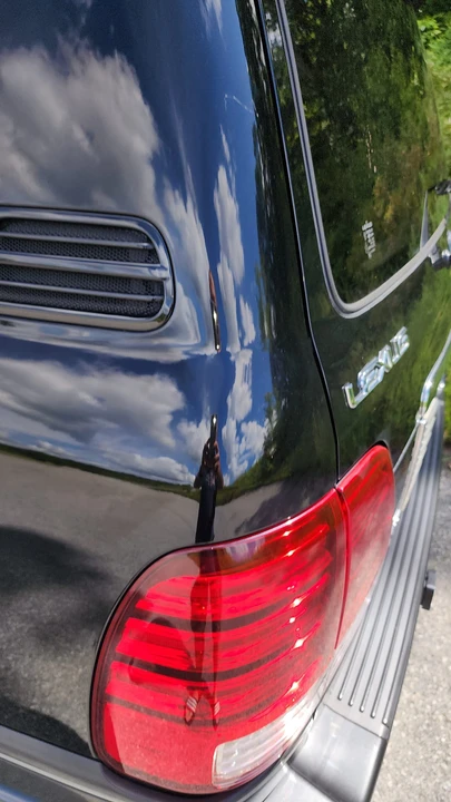 2006 Lexus LX 2nd Gen - Image 29 of 31