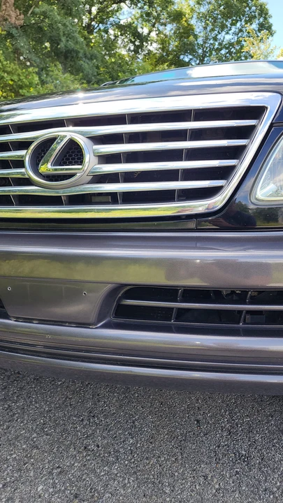 2006 Lexus LX 2nd Gen - Image 10 of 31