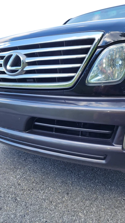 2006 Lexus LX 2nd Gen - Image 11 of 31