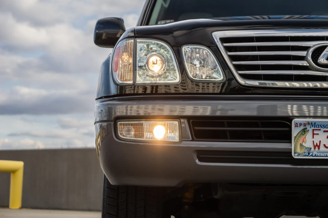 2006 Lexus LX 2nd Gen - Image 20 of 31