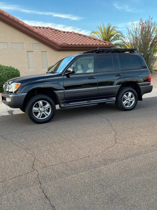 2006 Lexus LX 2nd Gen - Image 7 of 31