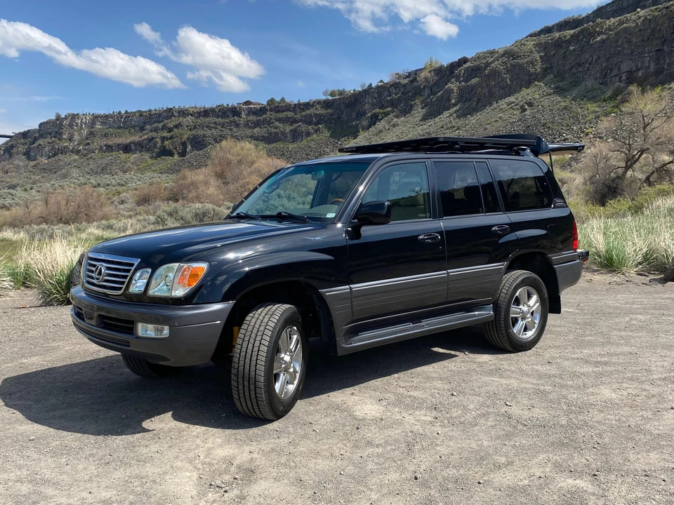 2006 Lexus LX 2nd Gen - Image 4 of 31