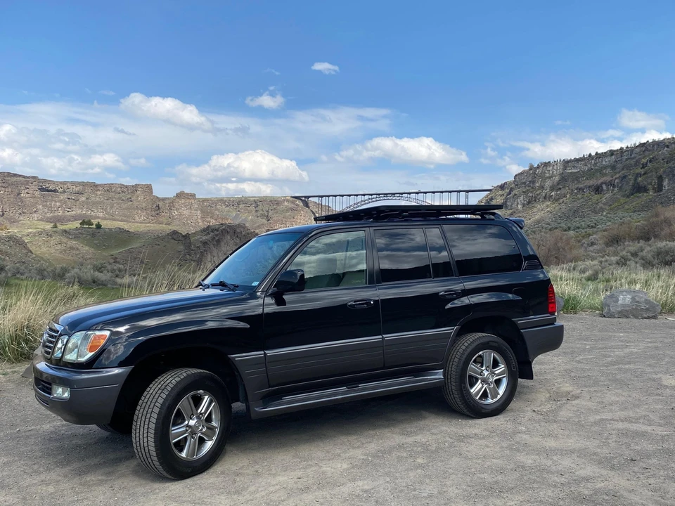 2006 Lexus LX 2nd Gen - Image 5 of 31