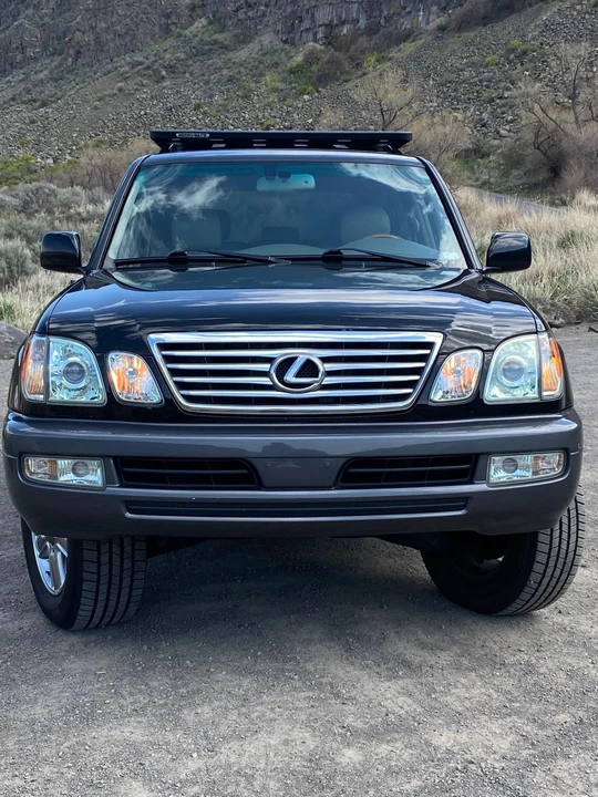 2006 Lexus LX 2nd Gen - Image 26 of 31