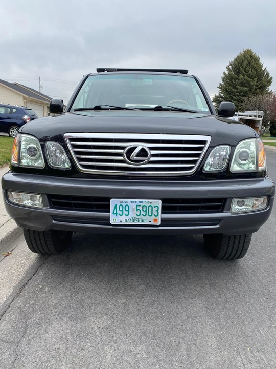 2006 Lexus LX 2nd Gen - Image 13 of 31