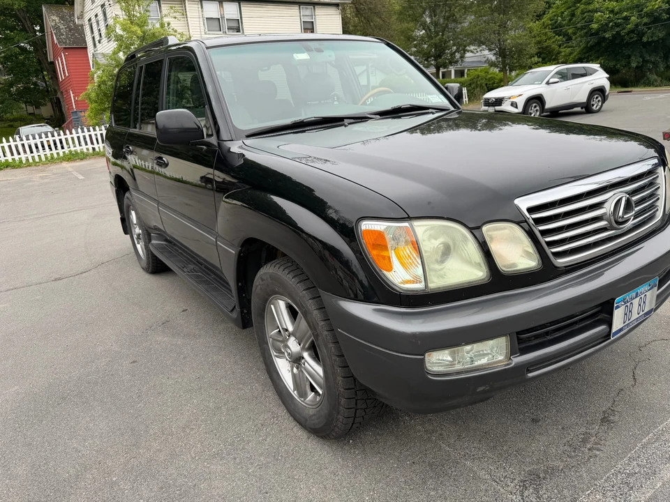 2006 Lexus LX 2nd Gen - Image 18 of 31