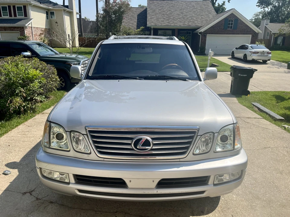 2006 Lexus LX 2nd Gen - Image 7 of 31
