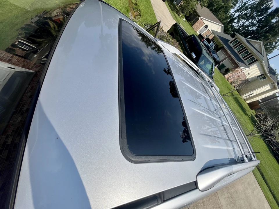 2006 Lexus LX 2nd Gen - Image 10 of 31