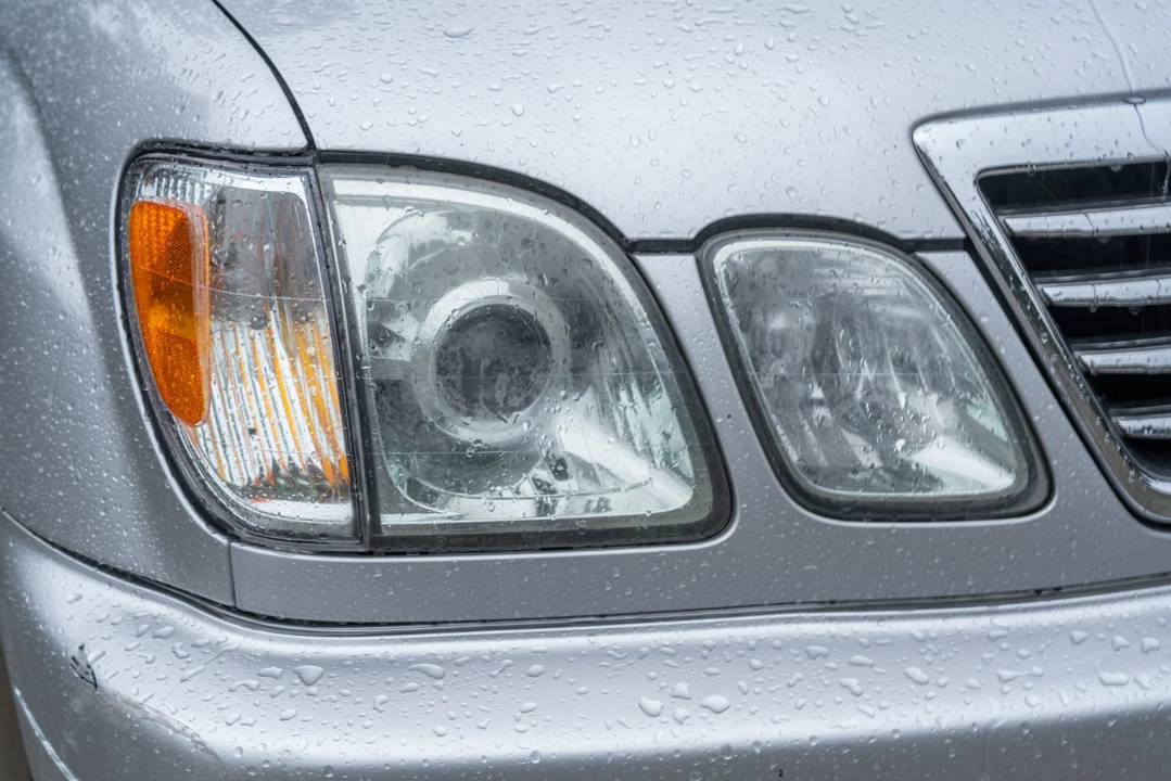 2006 Lexus LX 2nd Gen - Image 15 of 31