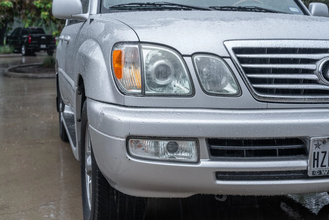 2006 Lexus LX 2nd Gen - Image 13 of 31