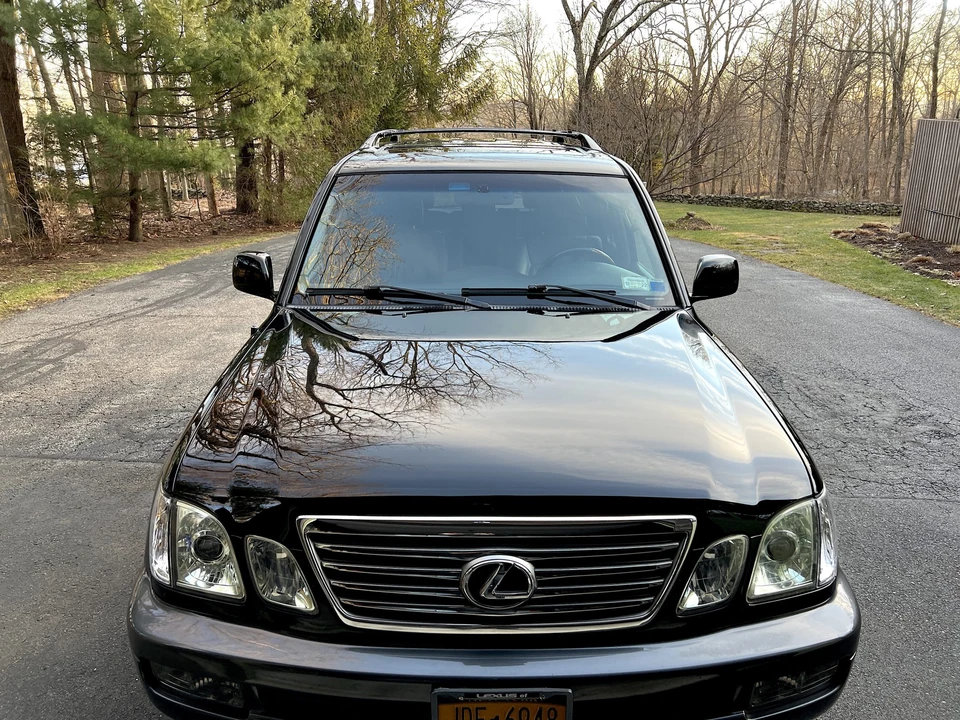 2006 Lexus LX 2nd Gen - Image 25 of 31