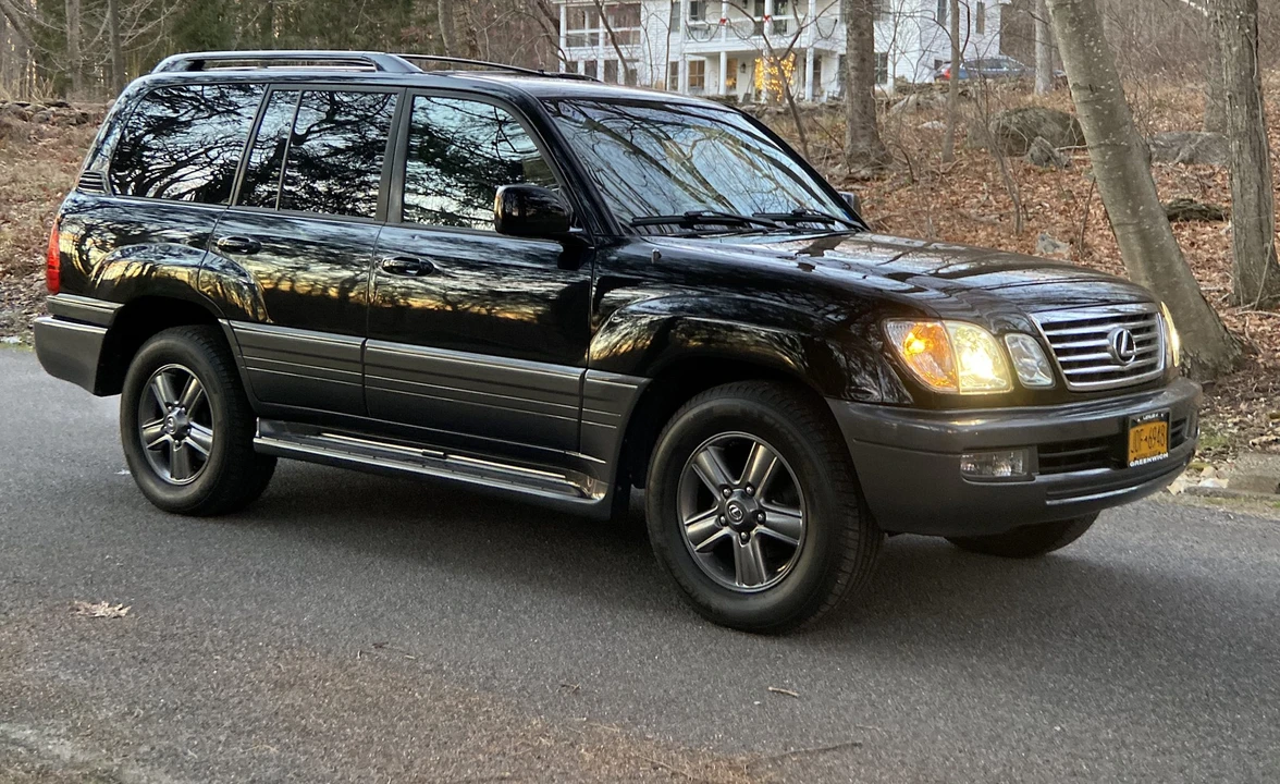 2006 Lexus LX 2nd Gen - Image 14 of 31