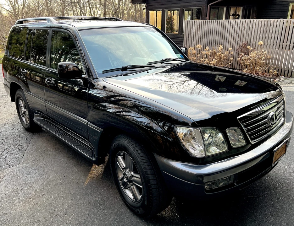 2006 Lexus LX 2nd Gen - Image 22 of 31