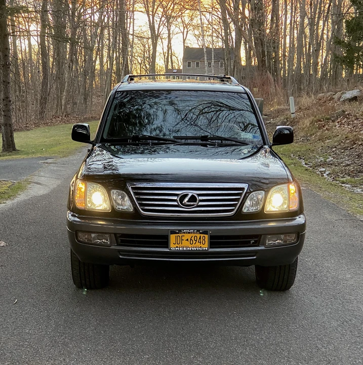 2006 Lexus LX 2nd Gen - Image 15 of 31