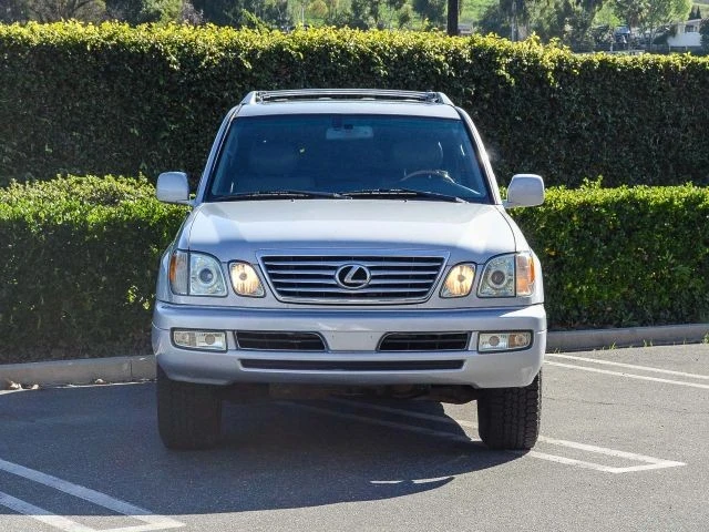 2006 Lexus LX 2nd Gen - Image 2 of 21