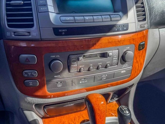 2006 Lexus LX 2nd Gen - Image 16 of 31