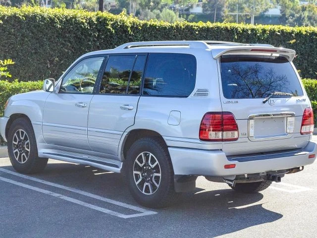 2006 Lexus LX 2nd Gen - Image 5 of 21