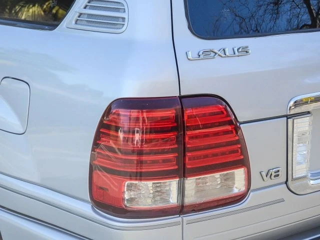 2006 Lexus LX 2nd Gen - Image 7 of 21