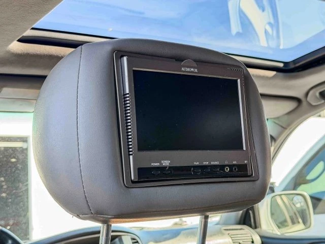 2006 Lexus LX 2nd Gen - Image 20 of 31