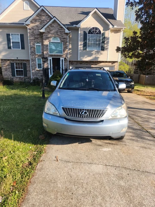 2006 Lexus RX 2nd Gen - Image 2 of 10