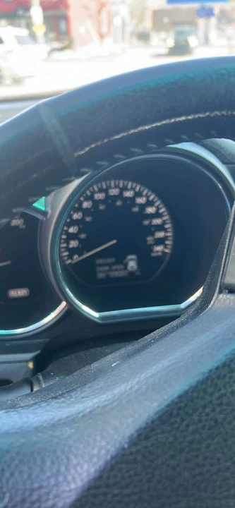 2006 Lexus RX 2nd Gen - Image 7 of 12