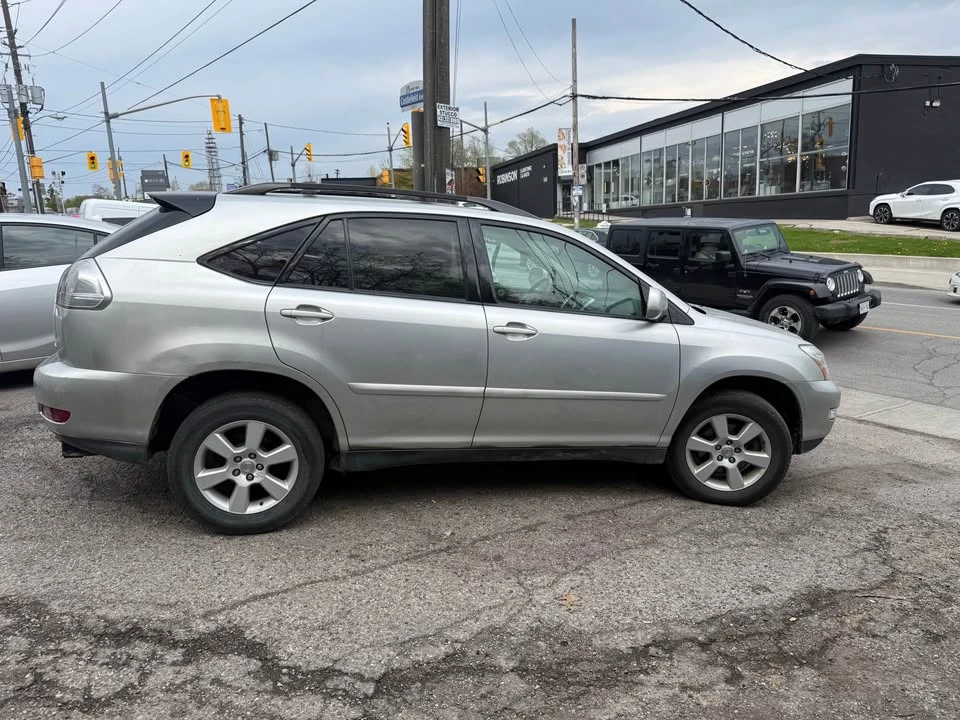 2006 Lexus RX 2nd Gen - Image 4 of 13