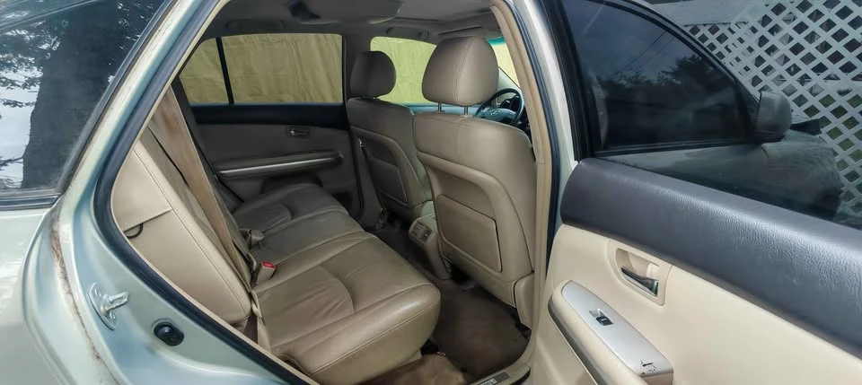 2006 Lexus RX 2nd Gen - Image 9 of 10