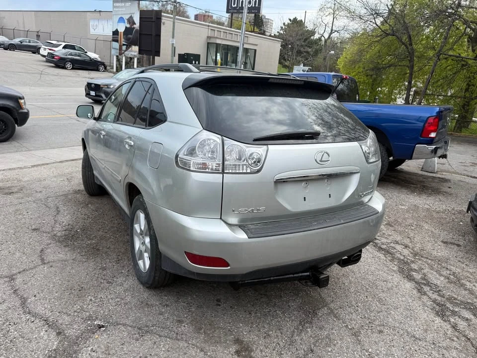 2006 Lexus RX 2nd Gen - Image 5 of 13