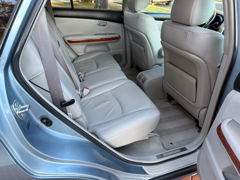 2006 Lexus RX 2nd Gen - Image 15 of 21