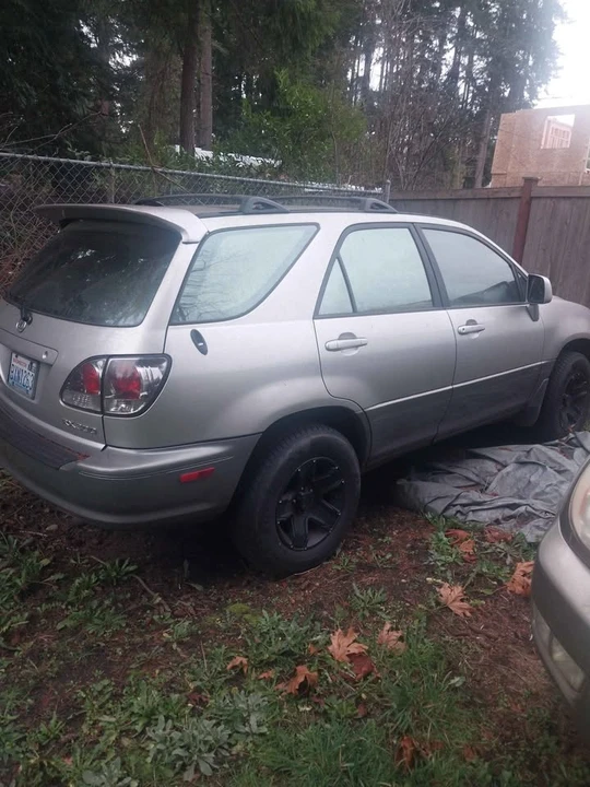 2006 Lexus RX 2nd Gen - Image 2 of 8