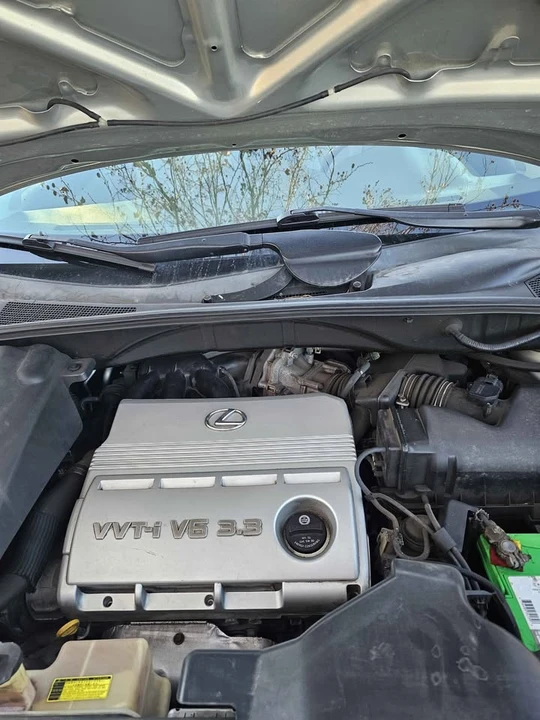 2006 Lexus RX 2nd Gen - Image 3 of 12