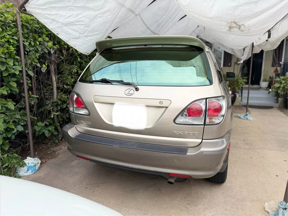 2006 Lexus RX 2nd Gen - Image 12 of 12