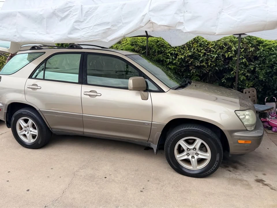 2006 Lexus RX 2nd Gen - Image 4 of 12