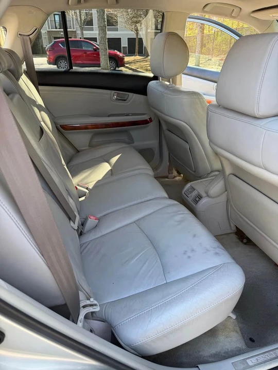 2006 Lexus RX 2nd Gen - Image 16 of 20