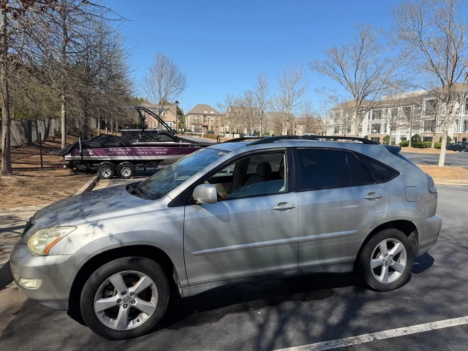 2006 Lexus RX 2nd Gen - Image 2 of 20