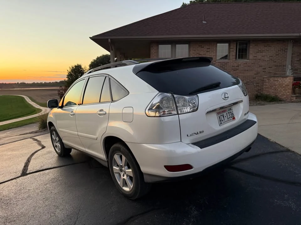 2006 Lexus RX 2nd Gen - Image 5 of 10