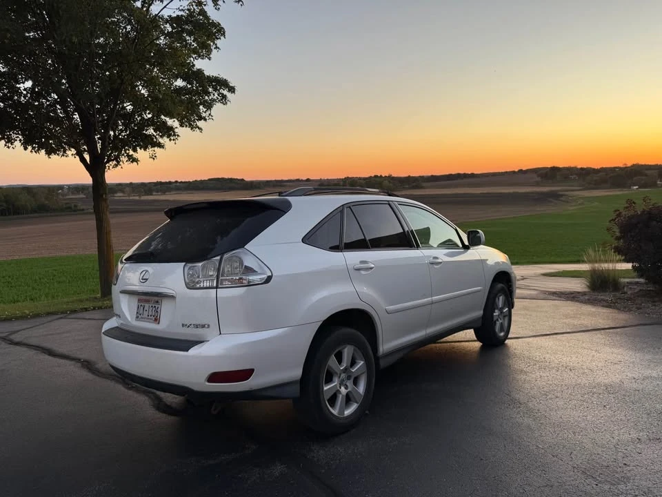 2006 Lexus RX 2nd Gen - Image 3 of 10
