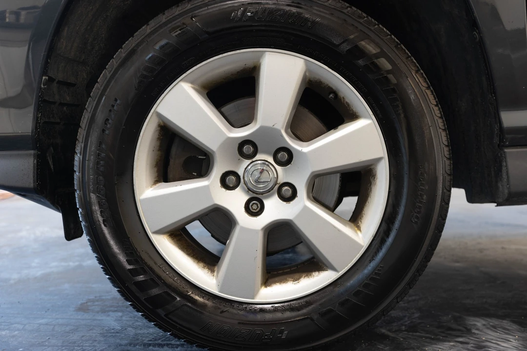 2006 Lexus RX 2nd Gen - Image 4 of 21