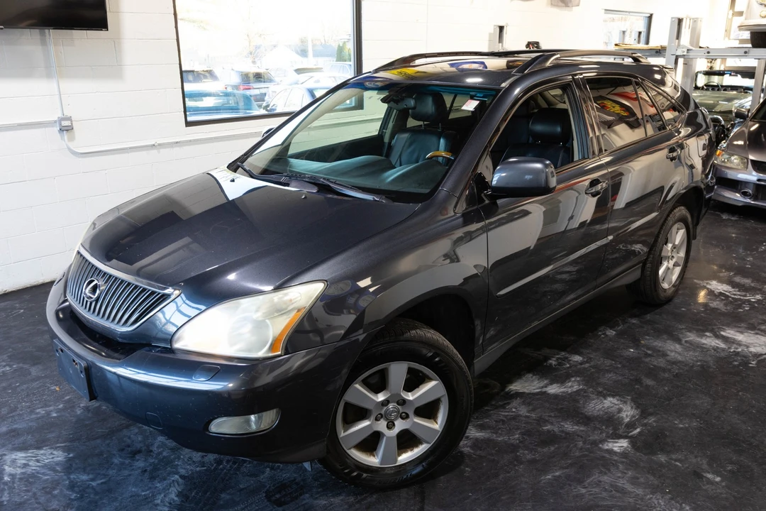2006 Lexus RX 2nd Gen - Image 2 of 21