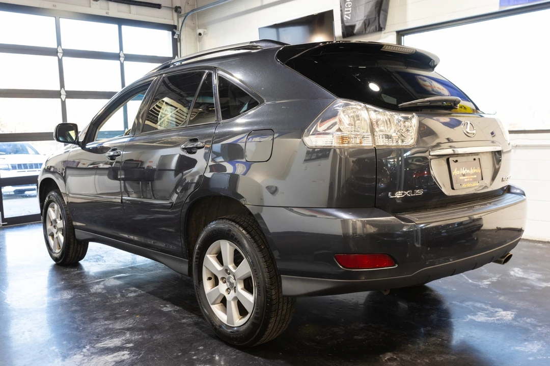 2006 Lexus RX 2nd Gen - Image 9 of 21