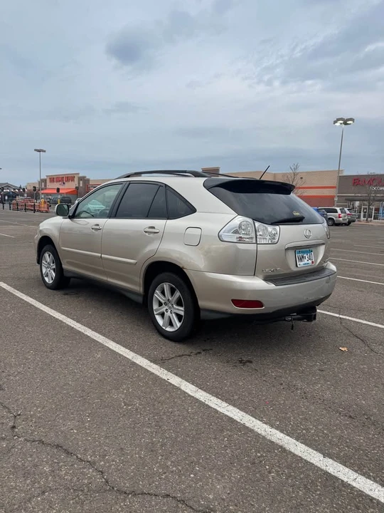 2006 Lexus RX 2nd Gen - Image 7 of 10