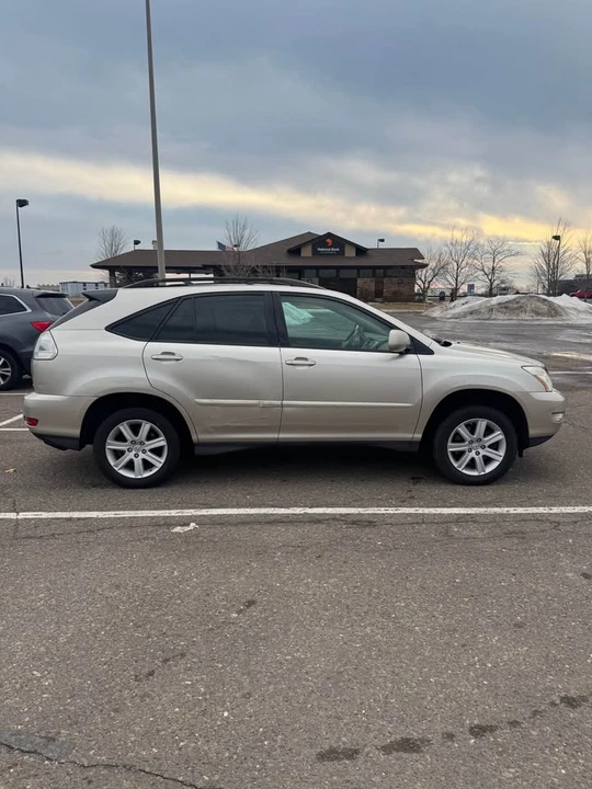 2006 Lexus RX 2nd Gen - Image 2 of 10