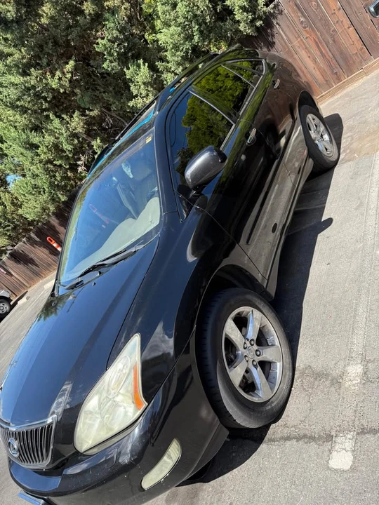 2006 Lexus RX 2nd Gen - Image 2 of 4