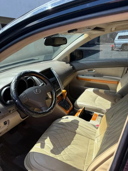 2006 Lexus RX 2nd Gen - Image 3 of 4